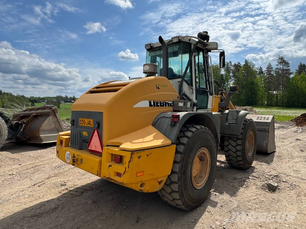Liebherr L 538- Varattu Фронтальні навантажувачі