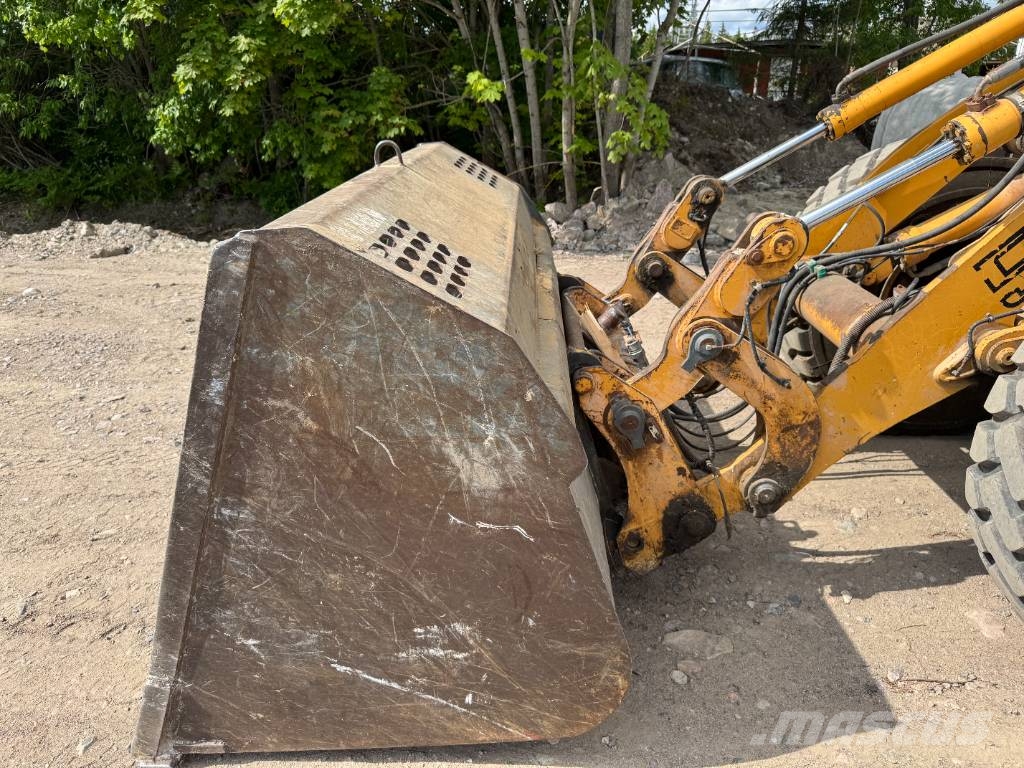 Liebherr L 538- Varattu Фронтальні навантажувачі