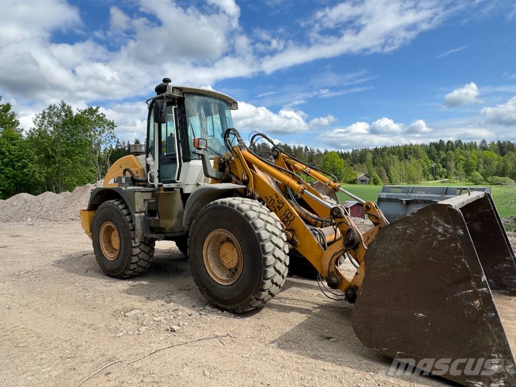 Liebherr L 538- Varattu Фронтальні навантажувачі