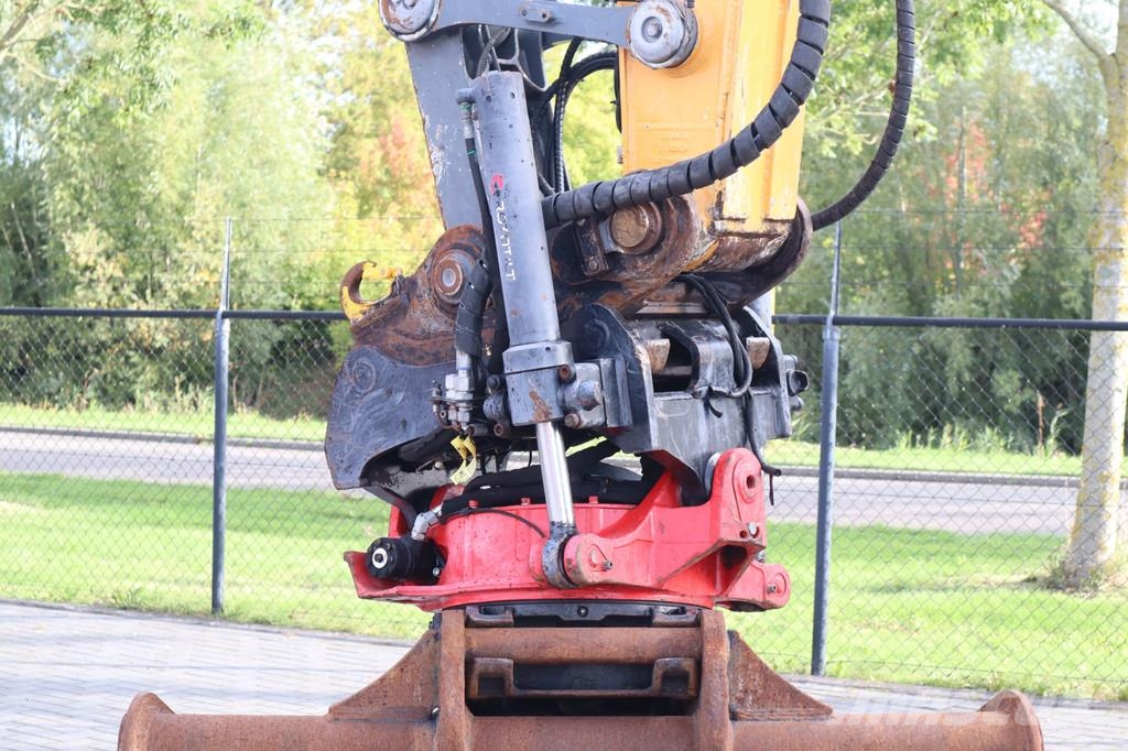 Liebherr R924 WLC | ROTOTILT R8 | BUCKET | Rupsgraafmachines