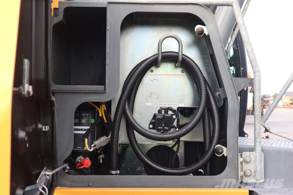 Liebherr R924 WLC | ROTOTILT R8 | BUCKET | Rupsgraafmachines