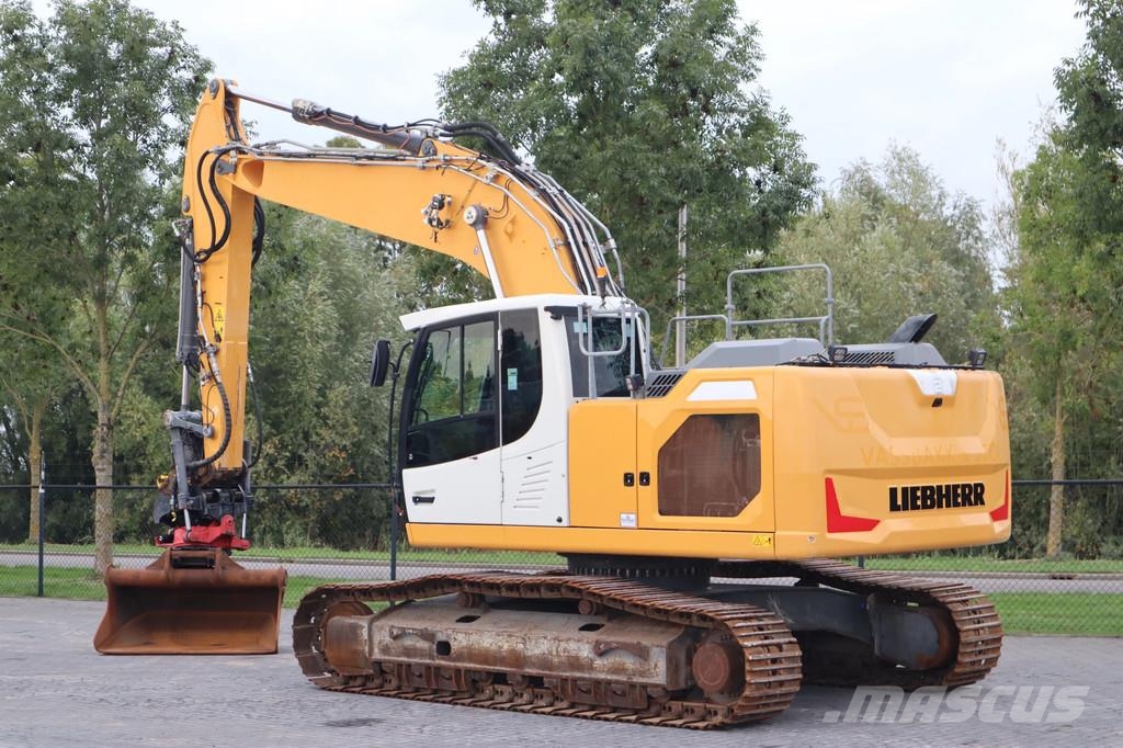 Liebherr R924 WLC | ROTOTILT R8 | BUCKET | Rupsgraafmachines