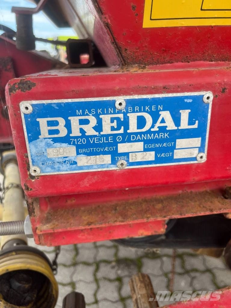 Bredal B 2 Kuivalannan levittimet