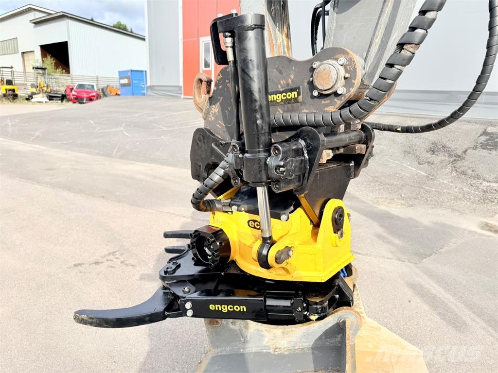 Volvo ECR88 PYÖRITTÄJÄLLÄ Excavadoras 7t - 12t