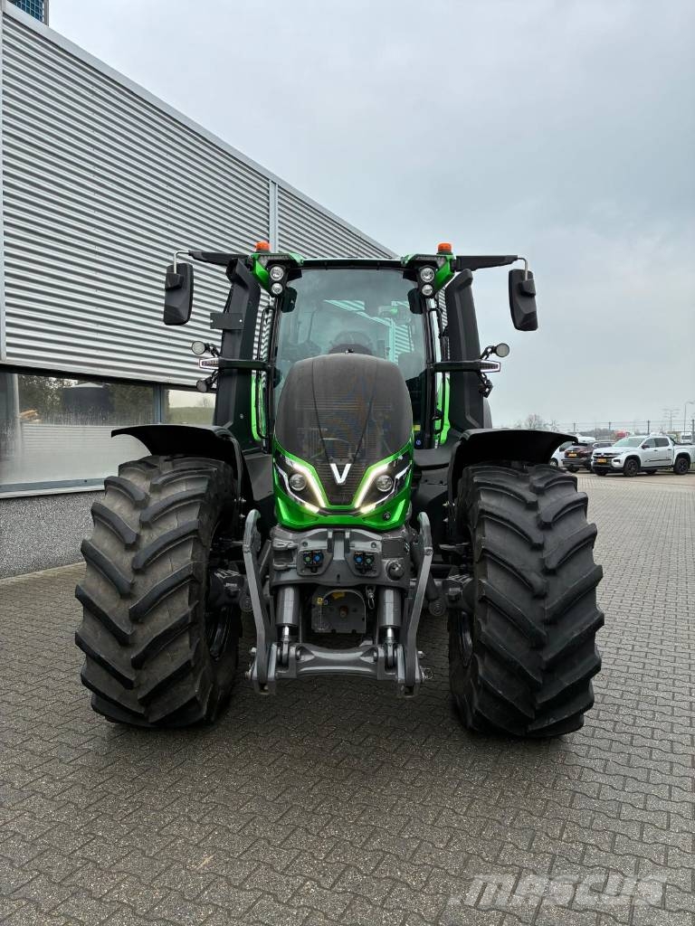Valtra Q 265 Twin-Trac tractor الجرارات