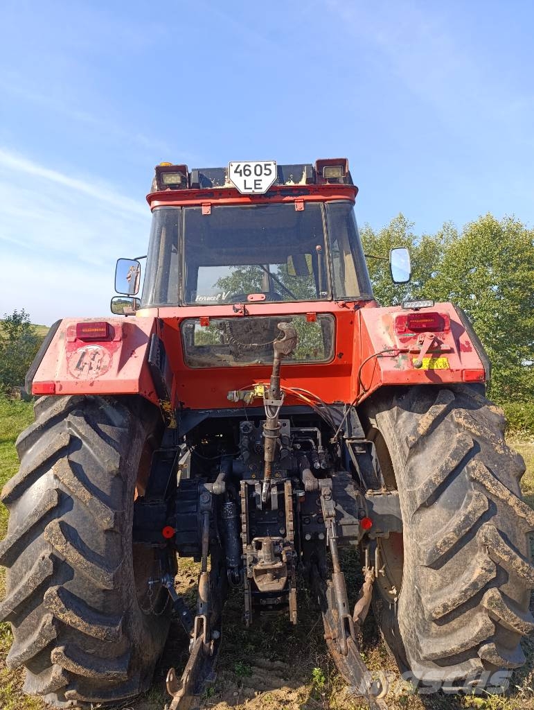 Case IH 1455 XL Traktoriai