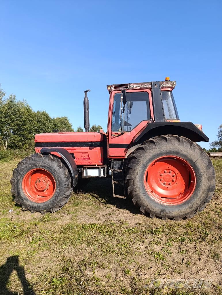 Case IH 1455 XL Traktoriai