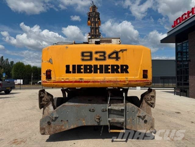 Liebherr A 934 C 폐기물/산업 처리기