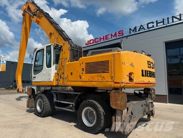 Liebherr A 934 C 폐기물/산업 처리기