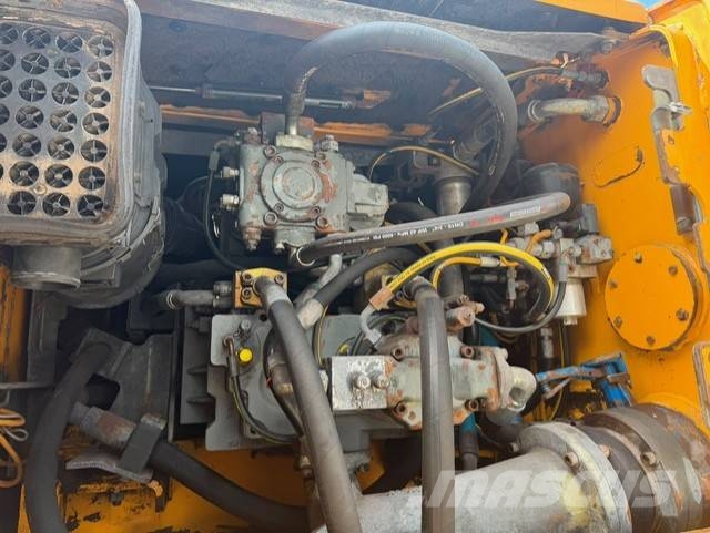 Liebherr A 934 C 폐기물/산업 처리기