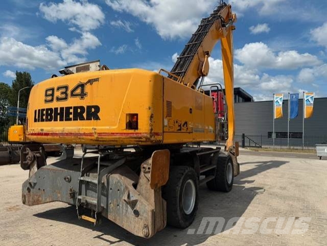 Liebherr A 934 C 폐기물/산업 처리기