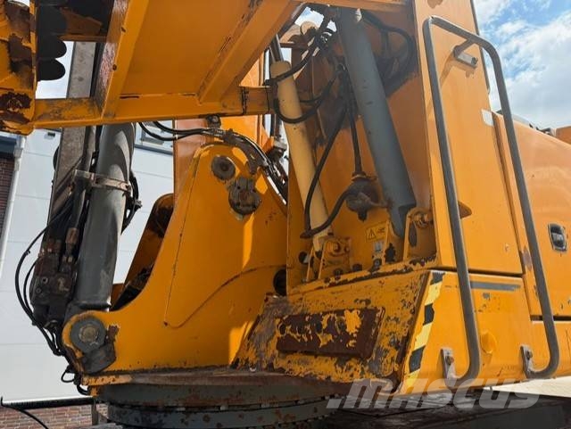 Liebherr A 934 C 폐기물/산업 처리기