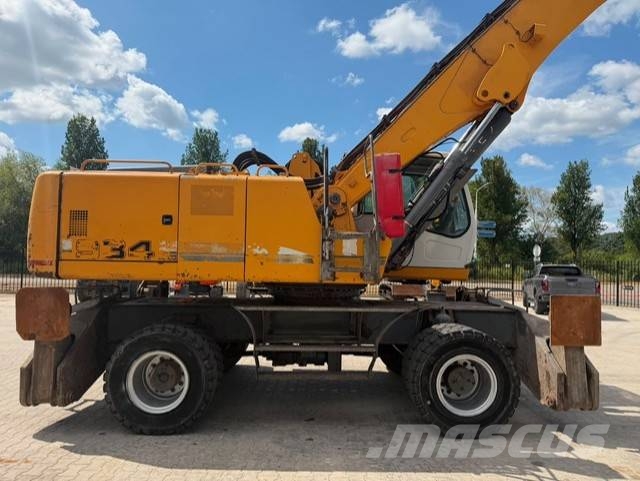 Liebherr A 934 C 폐기물/산업 처리기