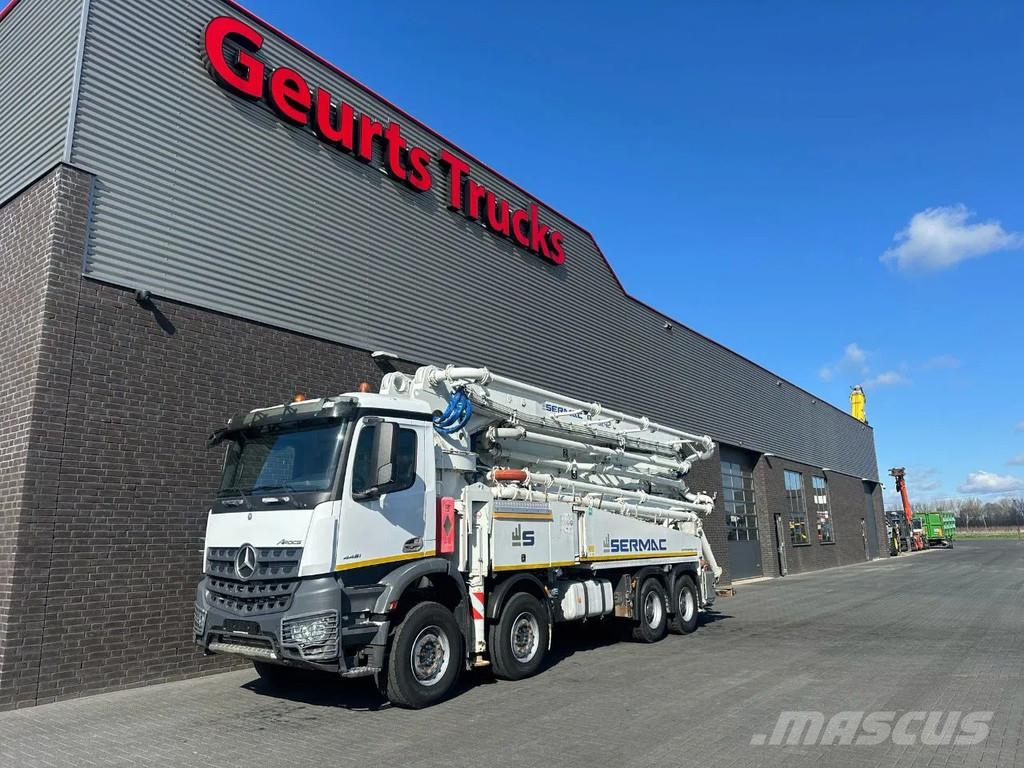 Mercedes-Benz Arocs 4451 8X4 + SERMAC 5Z42 BETONPOMP/BETONPUMPE/ Camiões bomba Betão