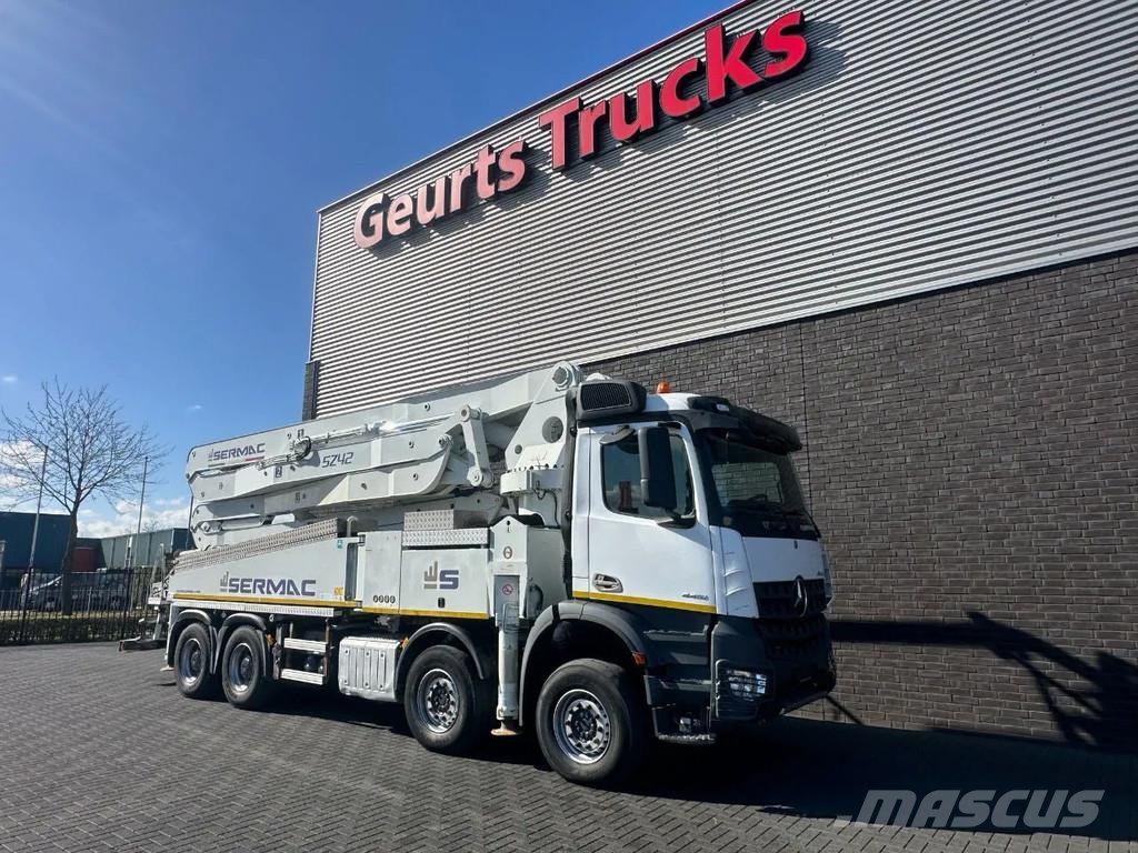 Mercedes-Benz Arocs 4451 8X4 + SERMAC 5Z42 BETONPOMP/BETONPUMPE/ Camiões bomba Betão