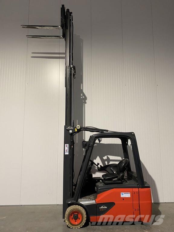 Linde E16L-386 شاحنات ذات رافعات شوكية تعمل بالكهرباء
