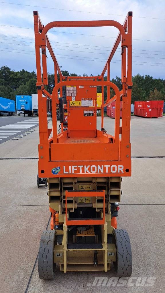 JLG 2032 ES 剪叉式升降机