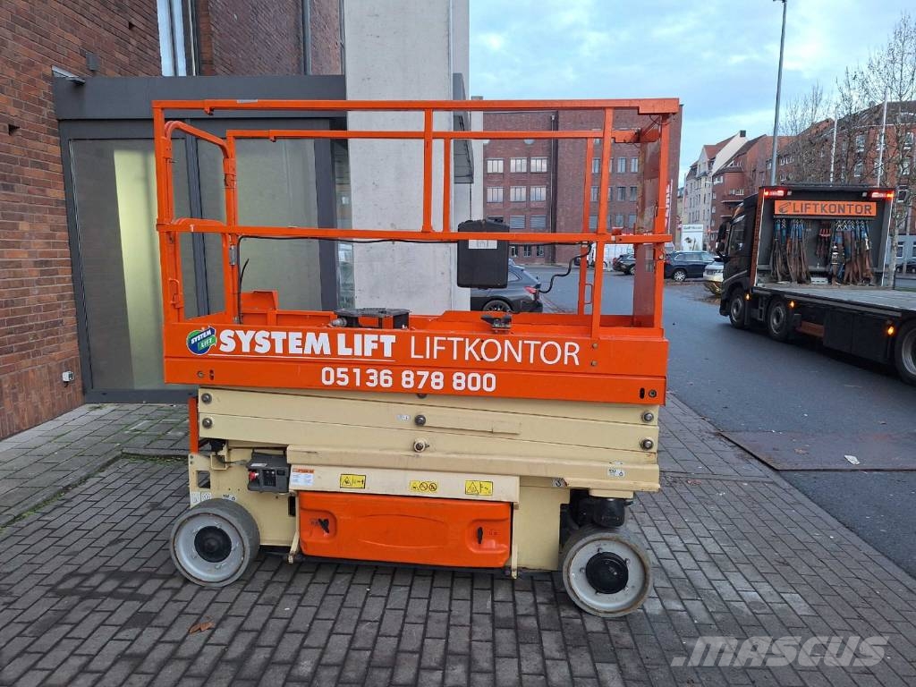 JLG 2032 ES 剪叉式升降机
