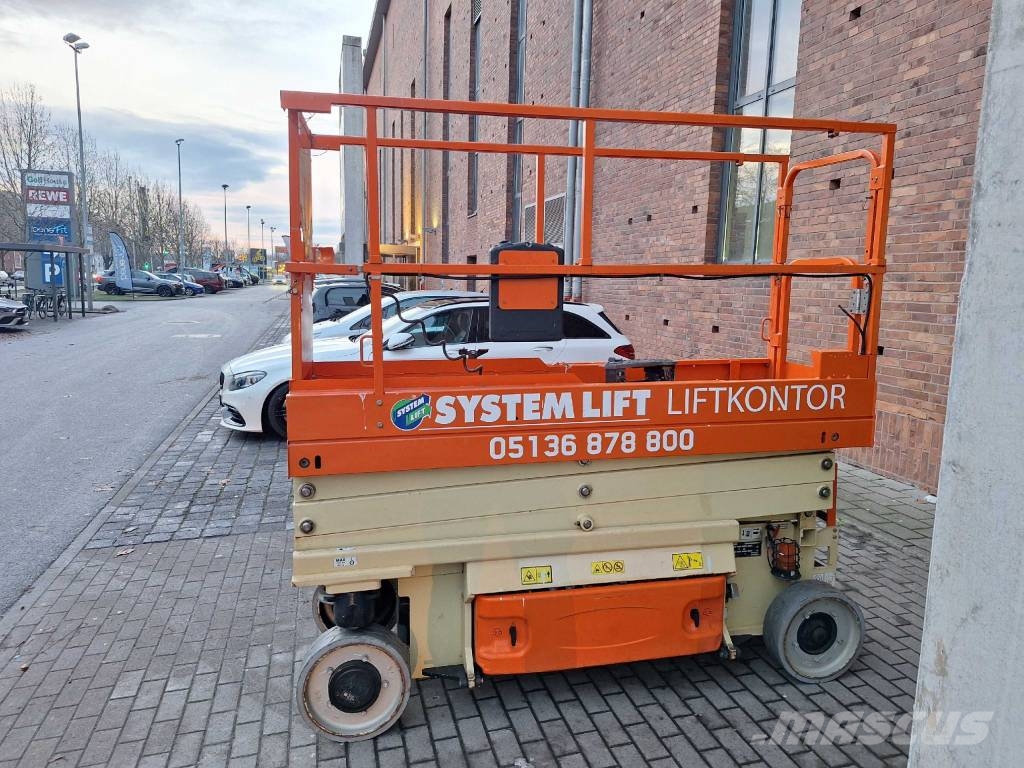 JLG 2032 ES 剪叉式升降机