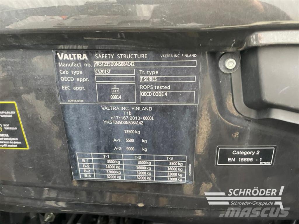 Valtra T 235 D | UNLIMITED | RTK Tractores