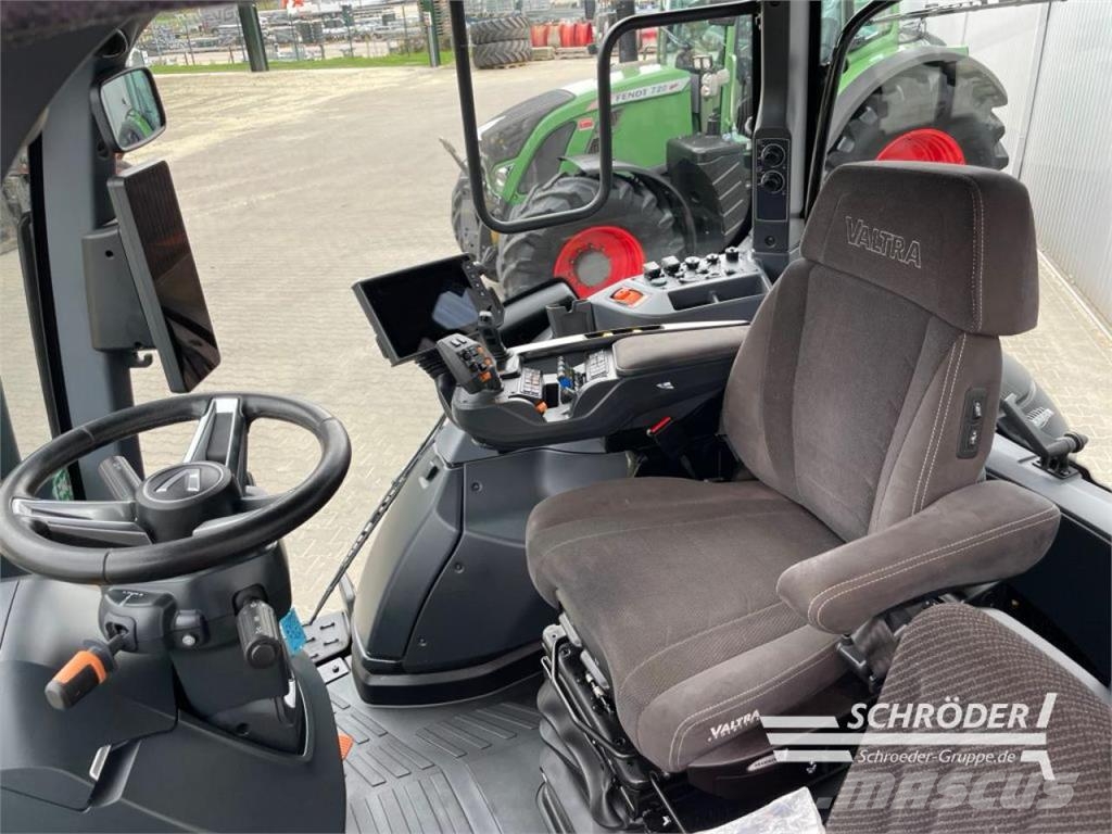 Valtra T 235 D | UNLIMITED | RTK Tractores