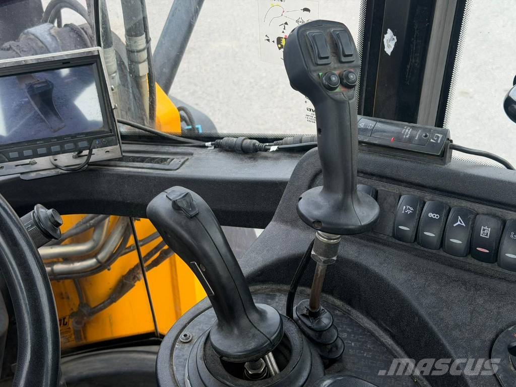 JCB 437 HT / Tasauskauha / P-Kamera / Juuri huollettu! Hjullastere