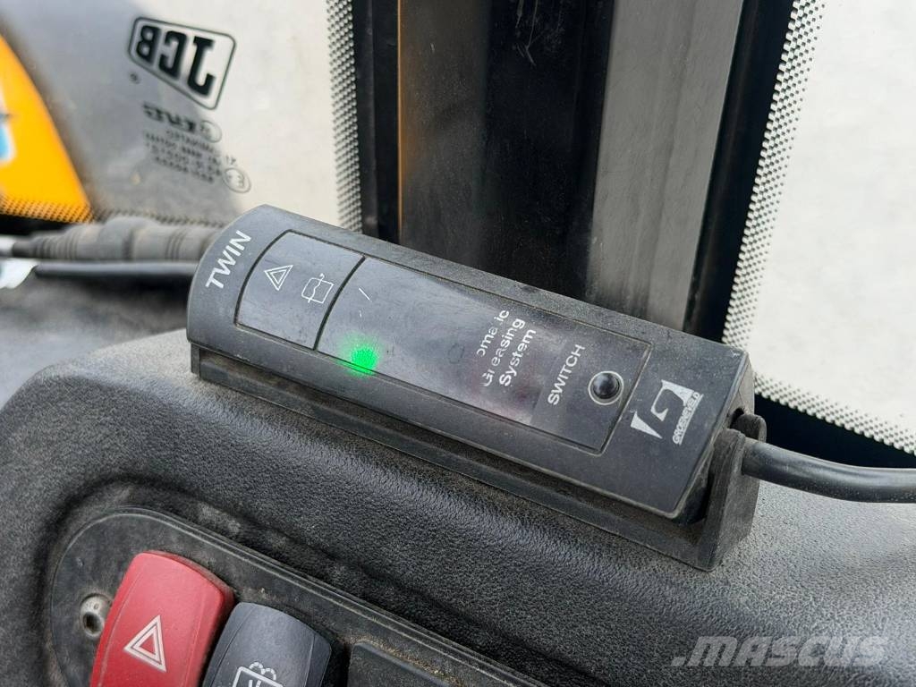 JCB 437 HT / Tasauskauha / P-Kamera / Juuri huollettu! Hjullastere
