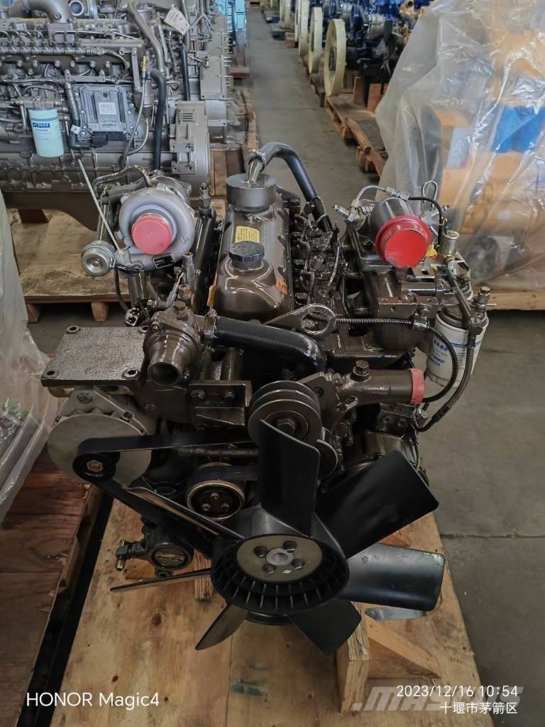 Yuchai yc4d130-20 Diesel Engine for Construction Machine محركات