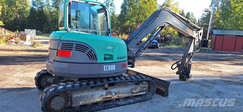 Volvo ECR 88 Väikeekskavaatorid 7t-12t