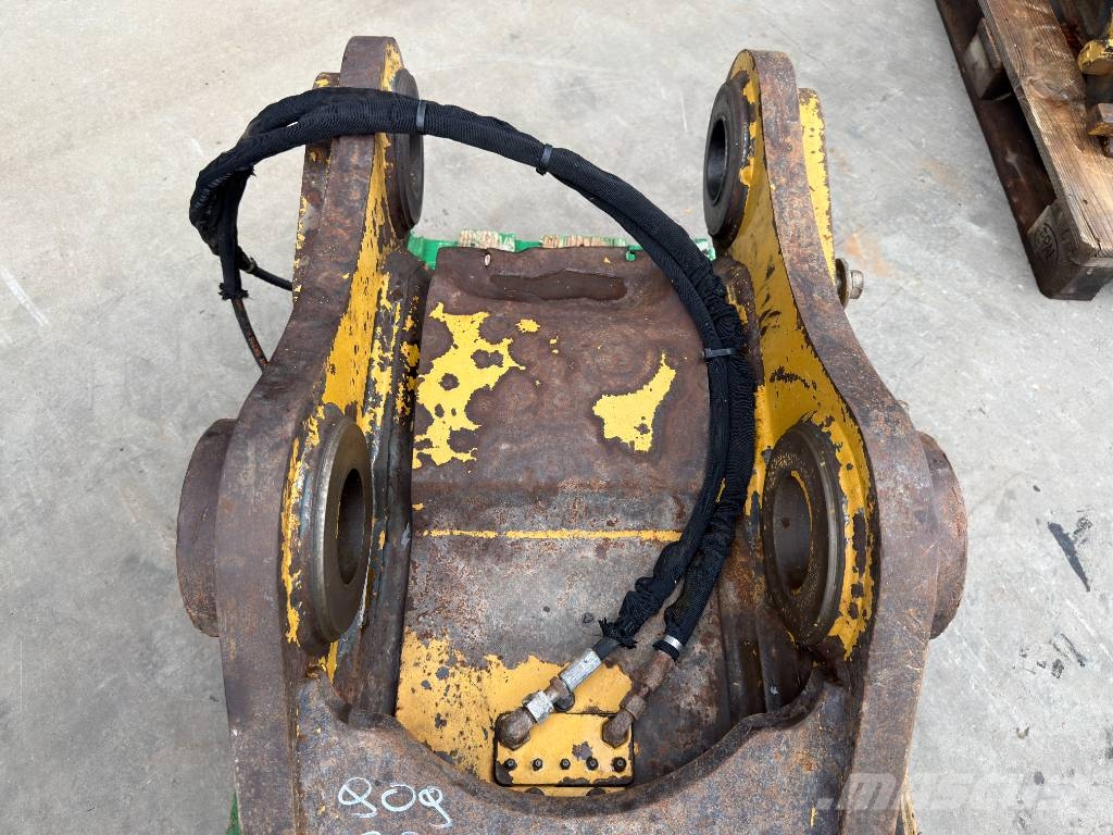 Miller Caterpillar 325 / 329 / 330 Geith Quick connectors