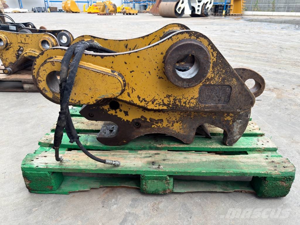 Miller Caterpillar 325 / 329 / 330 Geith Quick connectors