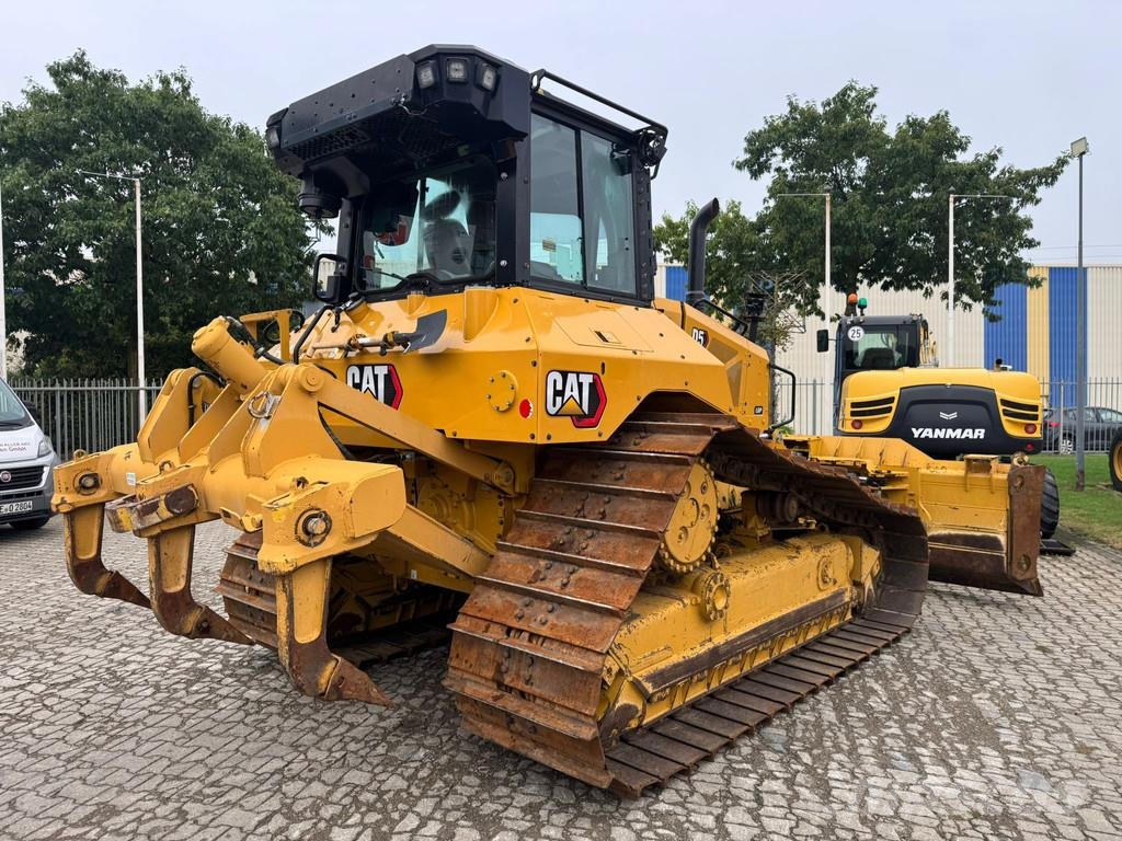 CAT D5 -17A LGP . 履帶推土機