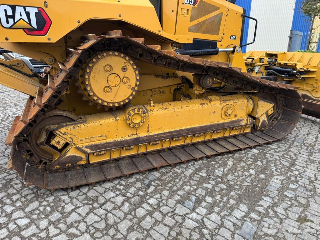 CAT D5 -17A LGP . 履帶推土機