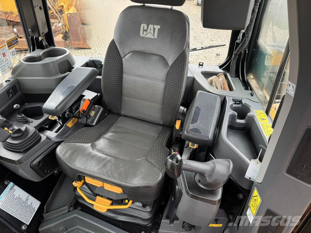 CAT D5 -17A LGP . 履帶推土機