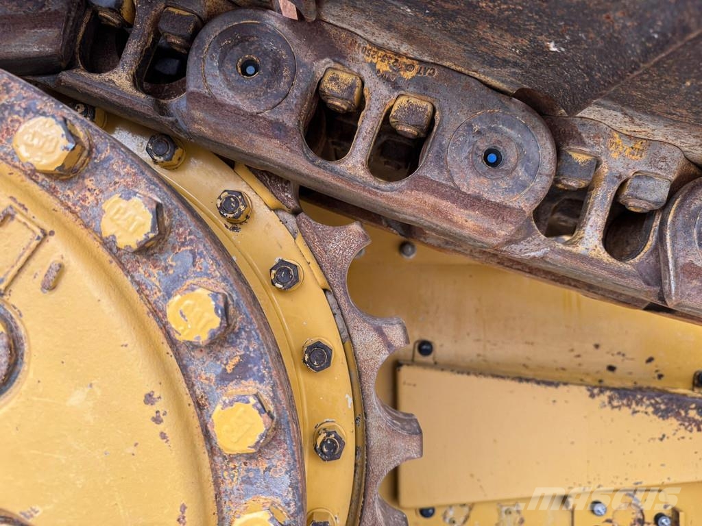 CAT D5 -17A LGP . 履帶推土機