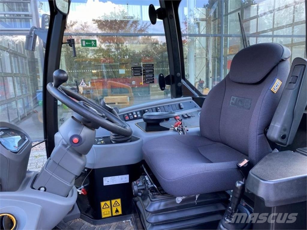JCB 406 AGRI MIT SCHAUFEL Wheel loaders