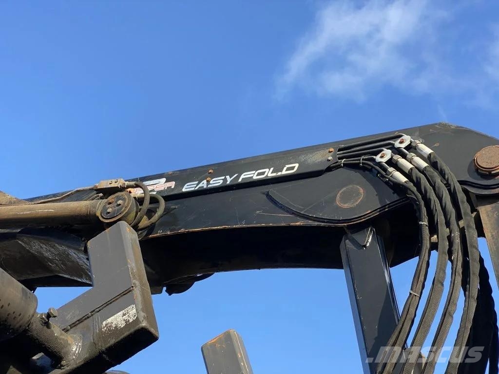 Volvo FM 370 + Euro 5 + Palfinger Z-Q170 Crane + 30ton N Treileri ar āķi