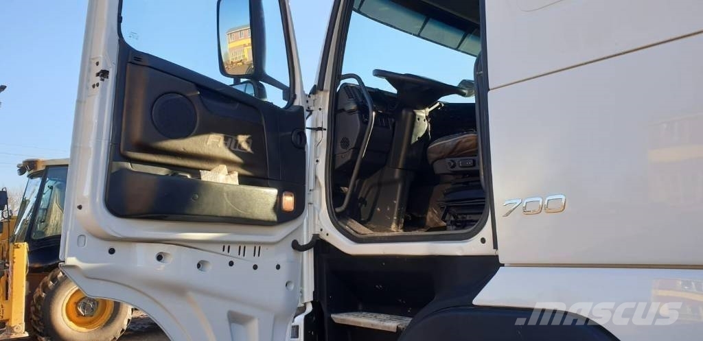 Volvo FH 16 شاحنات لوادر