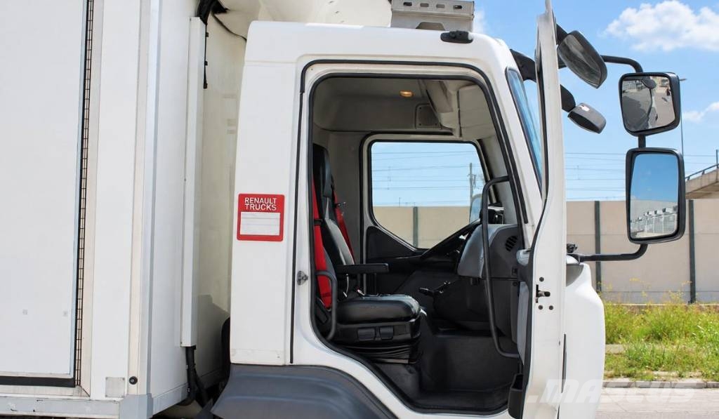 Renault D 210 - BI Temperatura--070 冷藏车