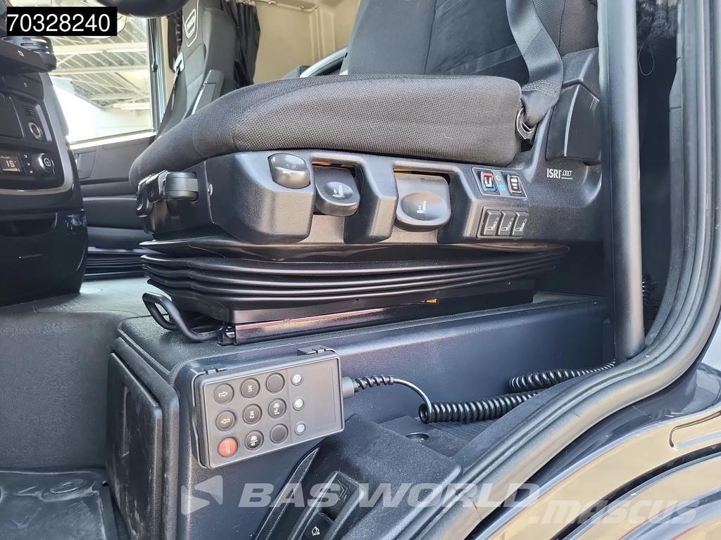 Iveco X-Way 570 X-Way 6X2 Fassi F215 Crane Lift+Steering شاحنات مسطحة/مفصلية الجوانب