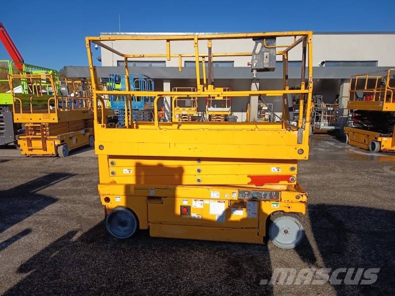 Haulotte Compact 10 - 10m, electric رافعات مقصية الشكل
