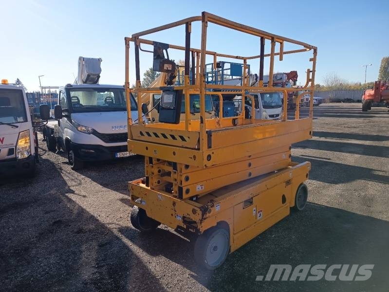 Haulotte Compact 10 - 10m, electric رافعات مقصية الشكل
