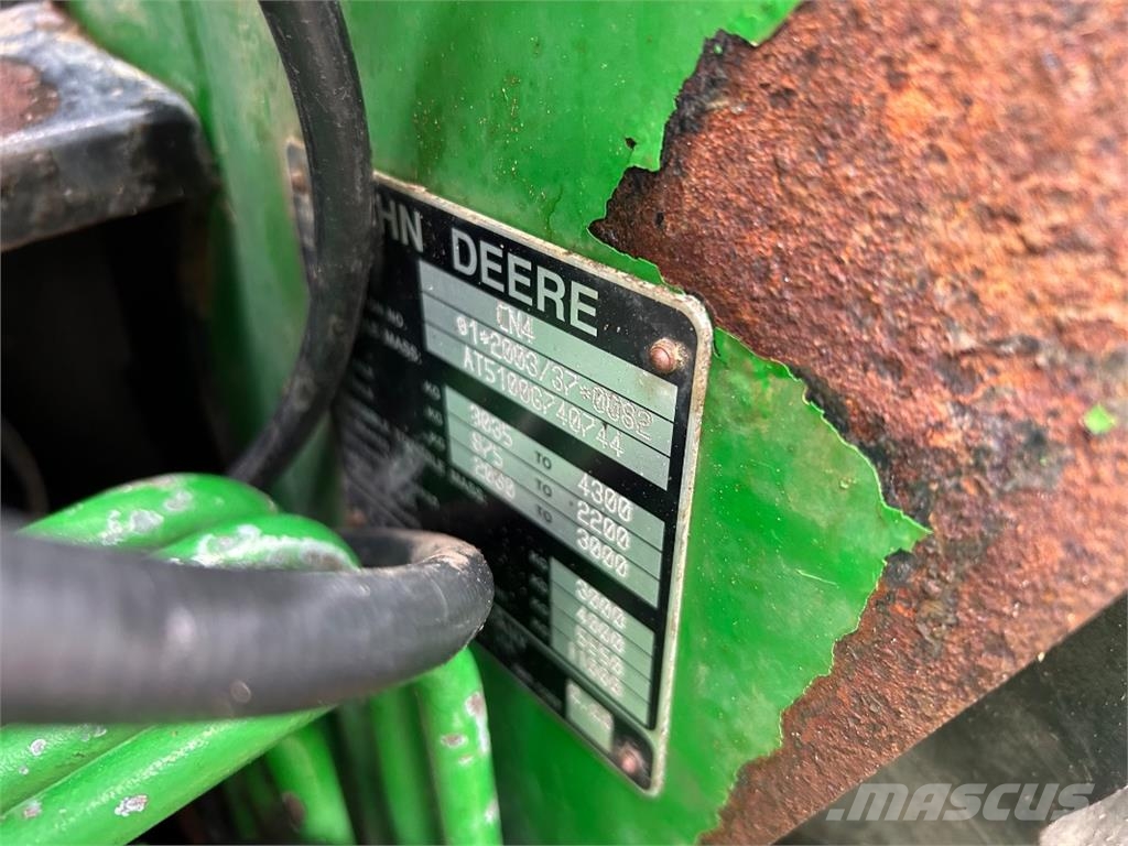 John Deere 5100 GF Traktorji