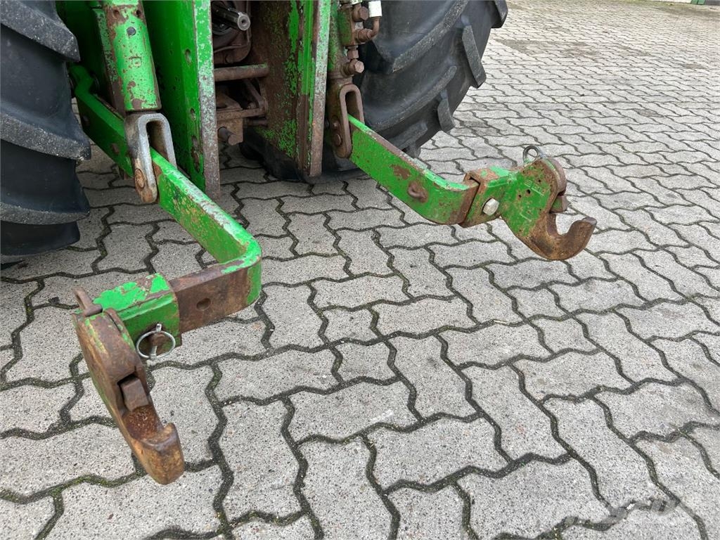 John Deere 5100 GF Traktorji