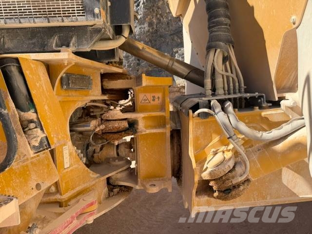 Bell B 40 E Midjestyrd dumper