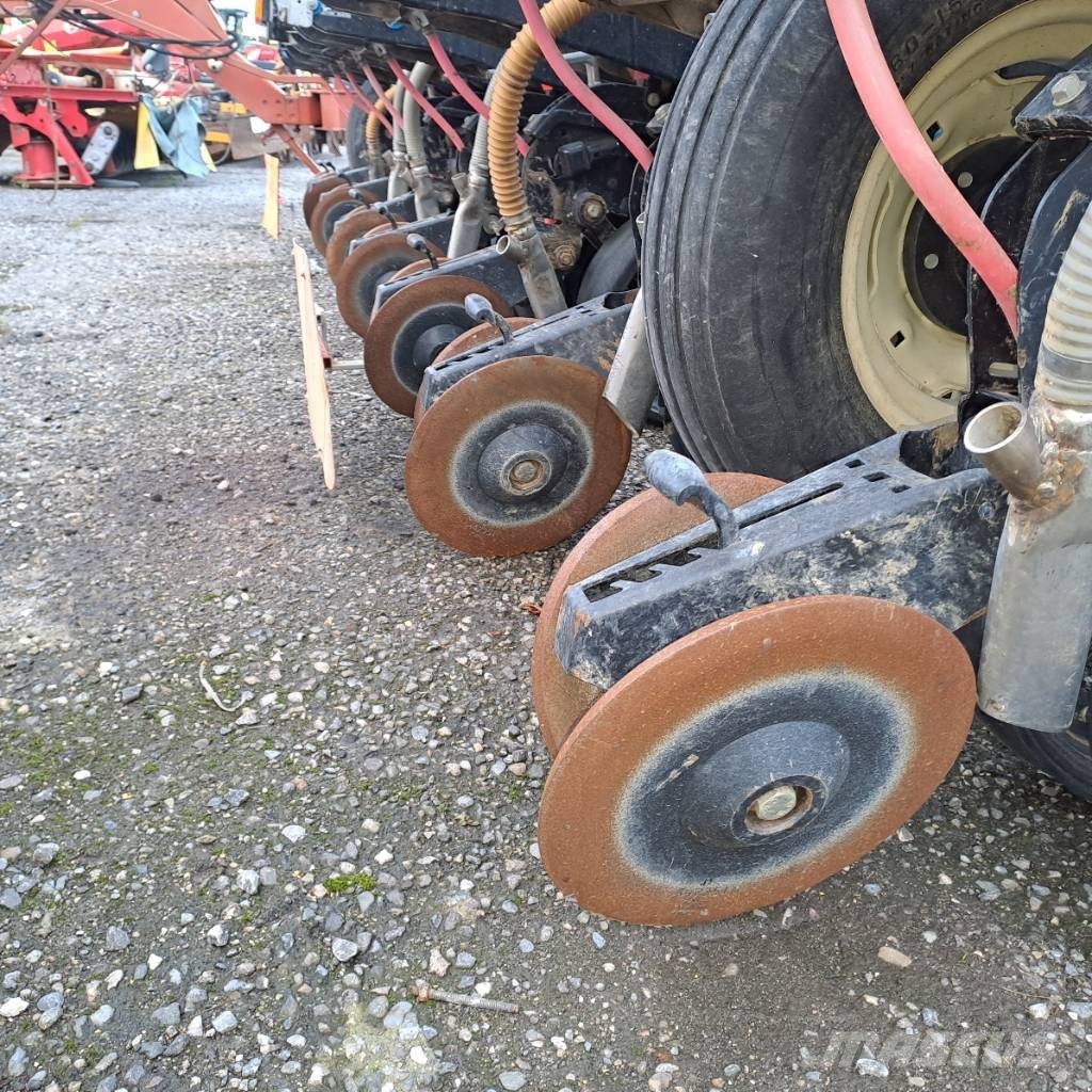Kinze 3110 Enkornssåmaskiner