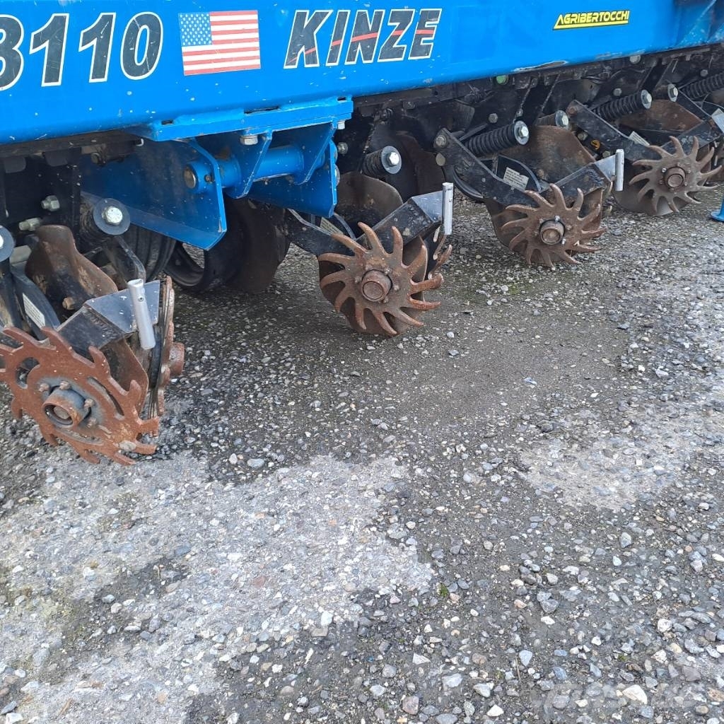 Kinze 3110 Enkornssåmaskiner