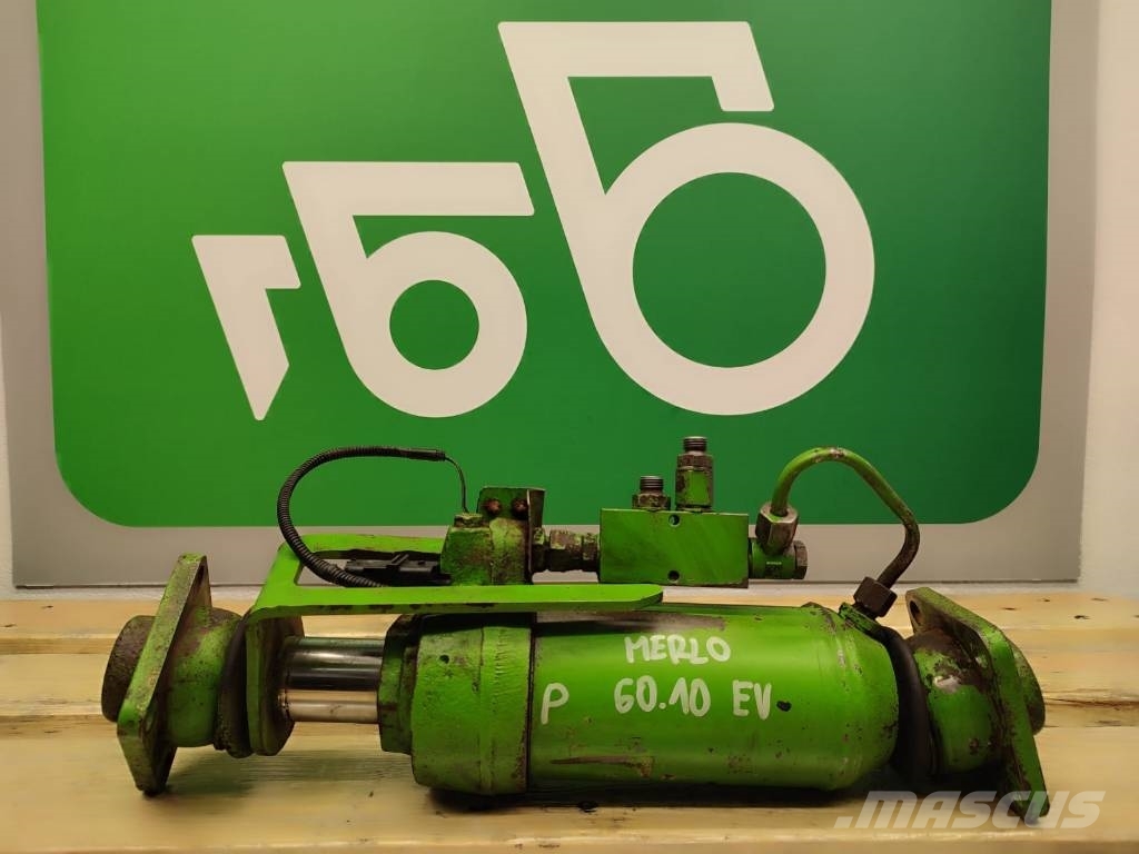 Merlo Hydraulic cylinder for axle stabilization MERLO P Hüdraulika