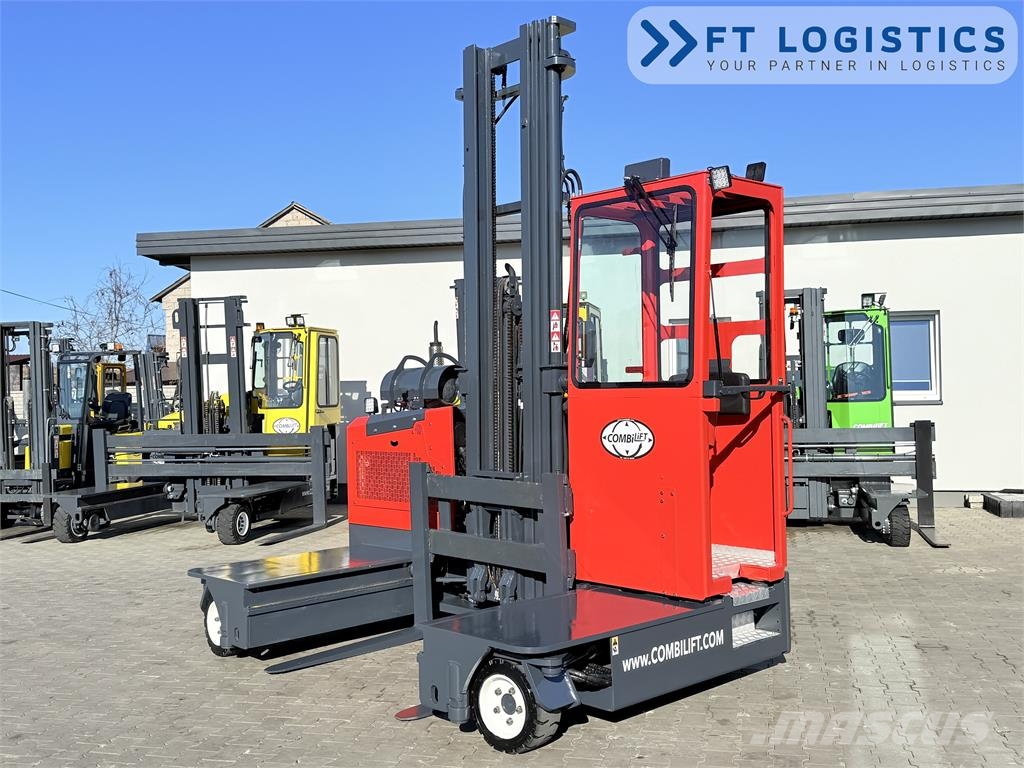 Combilift C3000GST / GAS / TRIPLEX 8300 / FREE-LIFT / EXCELL Four-way truck