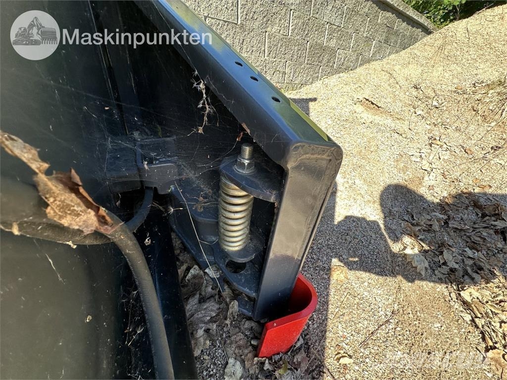 Vama EPS210 حراثات ونصول الجليد